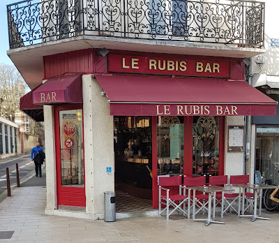 Le Rubis Bar à Fontainebleau
