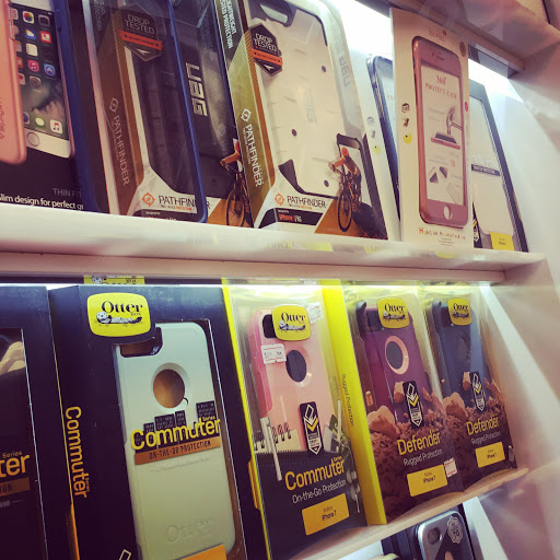 Cell Phone Store «Ifixphones», reviews and photos, 210 Andover St, Peabody, MA 01960, USA