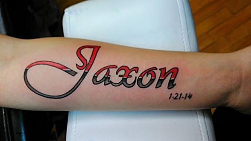 Tattoo Shop «Inkfected Tattoos LLC», reviews and photos, 3740 Glenmore Ave, Cincinnati, OH 45211, USA