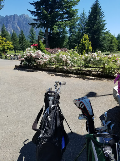 Golf Course «Mount Si Golf Course», reviews and photos, 9010 Boalch Ave SE, Snoqualmie, WA 98065, USA