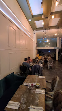 Atmosphère du Restaurant libanais Zamane 16 à Paris - n°3