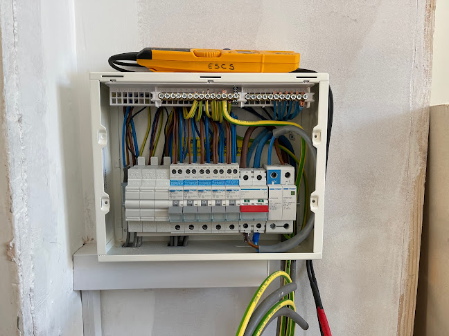 Reviews of ESCS Ltd in Bournemouth - Electrician
