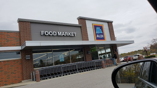 Supermarket «ALDI», reviews and photos, 2822 Homer M Adams Pkwy, Alton, IL 62002, USA
