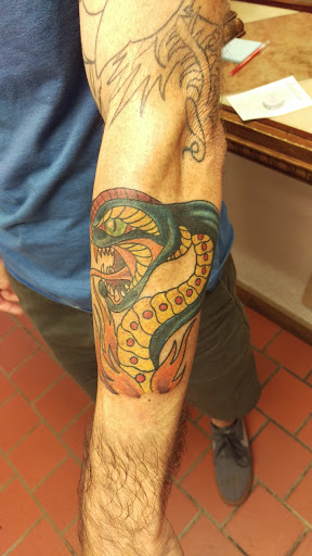 Tattoo Shop «Untouchable Ink», reviews and photos, 204 S Spring Garden Ave, DeLand, FL 32720, USA