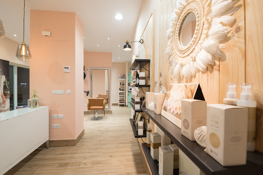 Mandarina Peluquería & Estética en Cáceres‎, Cáceres‎
