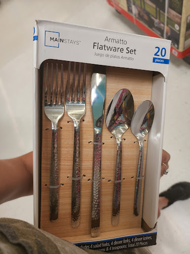 Department Store «Walmart Supercenter», reviews and photos, 814 W Bell Ave, Knoxville, IA 50138, USA