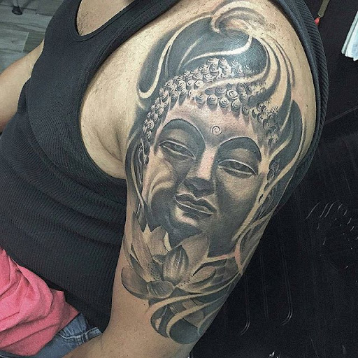 Explore full back tattoo ideas, creative tattoo ideas in Miami, available at INKAHOLIK TATTOOS