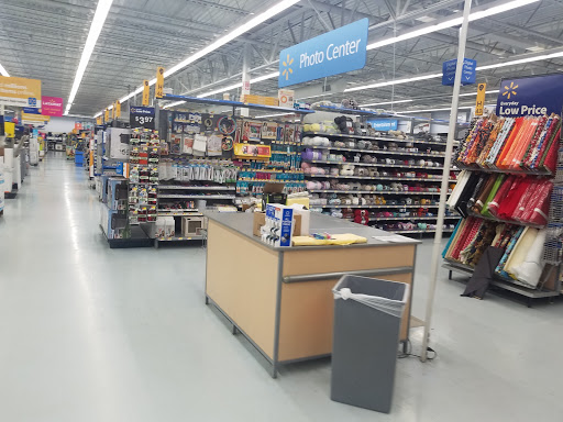 Discount Store «Walmart», reviews and photos, 44575 Mound Rd, Sterling Heights, MI 48314, USA