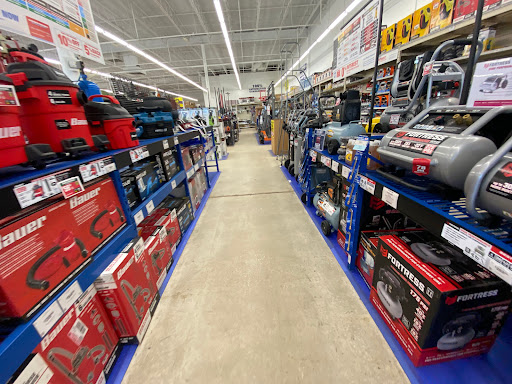 Hardware Store «Harbor Freight Tools», reviews and photos, 1045 W Orange Blossom Trail, Apopka, FL 32712, USA