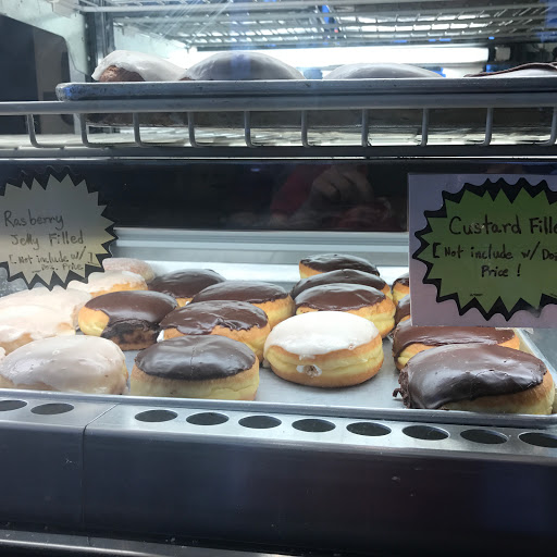 Donut Shop «Dimples Donuts», reviews and photos, 3027 English Rows Avenue, Naperville, IL 60564, USA