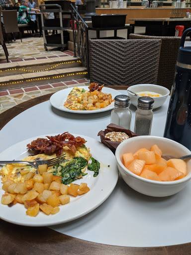 Hotel «Embassy Suites by Hilton Fort Lauderdale 17th Street», reviews and photos, 1100 SE 17th St, Fort Lauderdale, FL 33316, USA