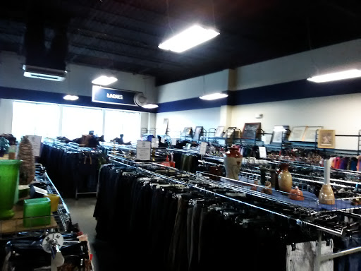 Thrift Store «Goodwill Thrift Store - Gainesville North», reviews and photos, 1223 NW 23 Ave, Gainesville, FL 32609, USA