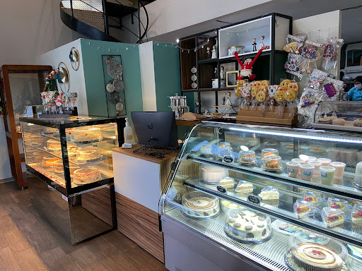 Poly Cake Shop en Zamora