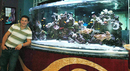 LE Corals Aquarium Store Maintenance & Design