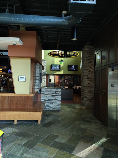 Sports Bar «Uptown Alley», reviews and photos, 6101 Brad McNeer Pkwy, Midlothian, VA 23112, USA