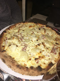 Plats et boissons du Restaurant Mam'Zelle Pizza Trois Mares à Le Tampon - n°13