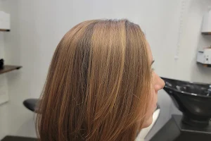 Mallory Hull Hair image
