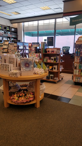 Book Store «Barnes & Noble», reviews and photos, 2621 Plainfield Rd, Joliet, IL 60435, USA
