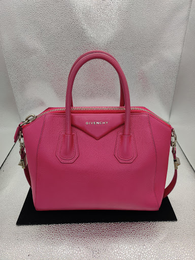 Pawn Shop «Capital City Loan & Jewelry», reviews and photos, 200 Atlantic St, Roseville, CA 95678, USA