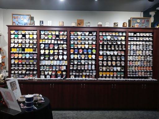 Tobacco Shop «Arlington Pipe and Cigar Lounge», reviews and photos, 546 W Northwest Hwy, Arlington Heights, IL 60004, USA