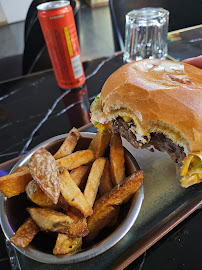 Plats et boissons du Restaurant Burger DPC à Poissy - n°3