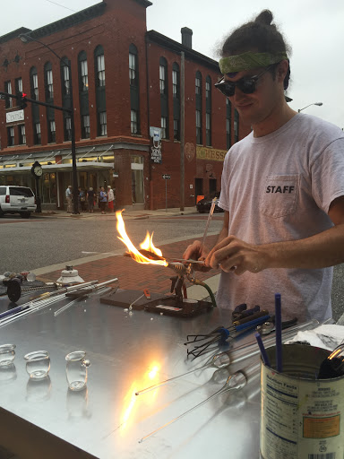 Tobacco Shop «Harbor Glass & Fine Tobacco», reviews and photos, 409 W Ehringhaus St, Elizabeth City, NC 27909, USA