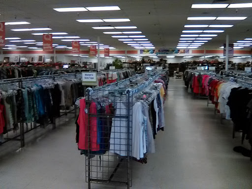 Thrift Store «32nd St & Cactus Goodwill Retail Store & Donation Center», reviews and photos