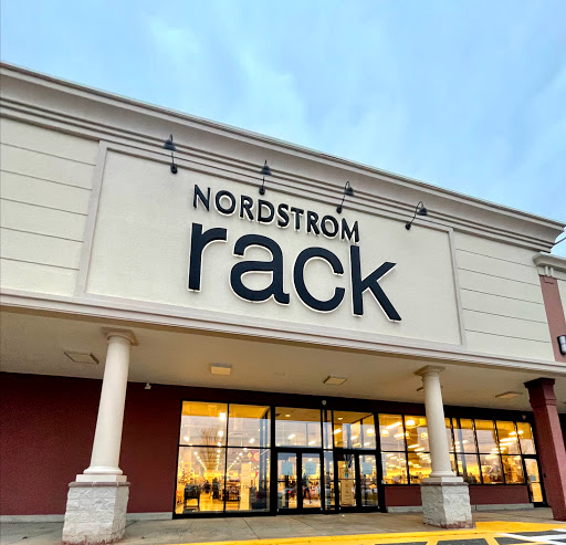 Department Store «Nordstrom Rack West Farm Shopping Center», reviews and photos, 1600 SE Rd, Farmington, CT 06032, USA