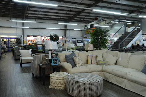 Furniture Store «D T Mc Call & Sons», reviews and photos, 1220 Scottsville Rd, Lafayette, TN 37083, USA