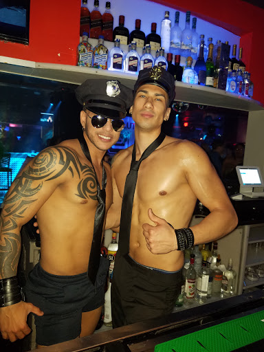 Gay Bar «Club Evolution», reviews and photos, 76-19 Roosevelt Ave, Jackson Heights, NY 11372, USA