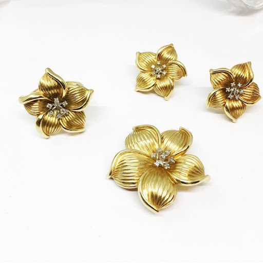 Pawn Shop «Craftsman Estate Jewelry & Pawn Shop», reviews and photos, 306 N State St, Ukiah, CA 95482, USA