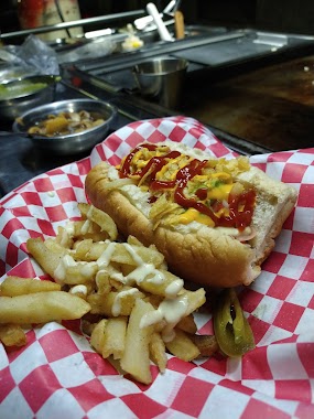 Hot Dogs " La Esquinita "
