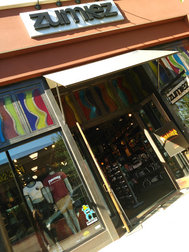 Clothing Store «Zumiez», reviews and photos, 2275 NW Allie Ave #953, Hillsboro, OR 97124, USA