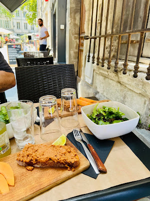 Le Dandy à Avignon
