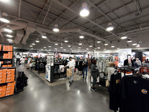 Sporting Goods Store «Nike Factory Store», reviews and photos, 447 Great Mall Dr #484, Milpitas, CA 95035, USA