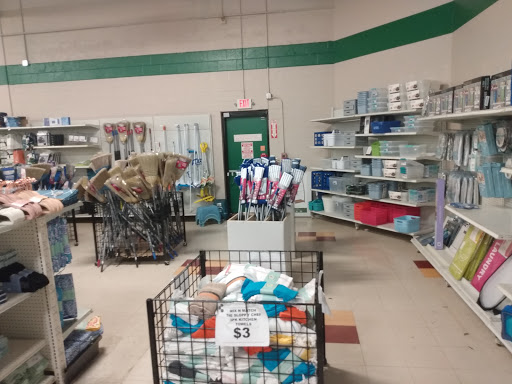 Discount Store «Bargain Hunt», reviews and photos, 1313 W Main St, Lebanon, TN 37087, USA