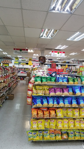 Indian Grocery Store «INDIA MARKET & SUPER EYEBROW THREADING», reviews and photos, 5203 Elkhorn Blvd, Sacramento, CA 95842, USA