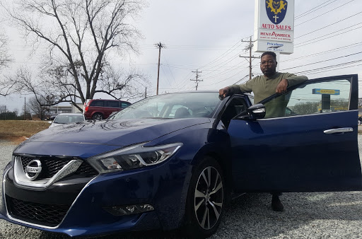 Used Car Dealer «Monarch Auto Sales», reviews and photos, 4519 W Market St #100, Greensboro, NC 27407, USA