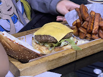 Hamburger du Restaurant américain OLAM GRILLADES CACHER à Créteil - n°12