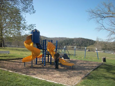 Holiday Island Recreation Center 13 Buckskin Ln, Eureka Springs, AR 72631