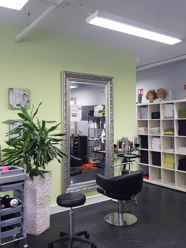 Sandy's Haarstudio In Hard