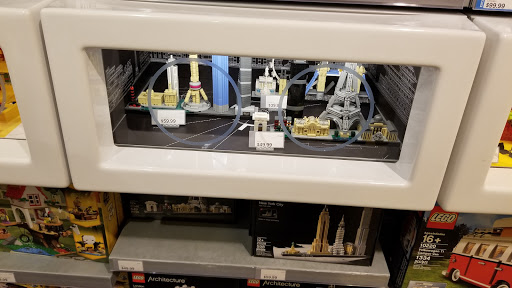 Toy Store «The LEGO Store», reviews and photos, 630 Old Country Road, Garden City, NY 11530, USA