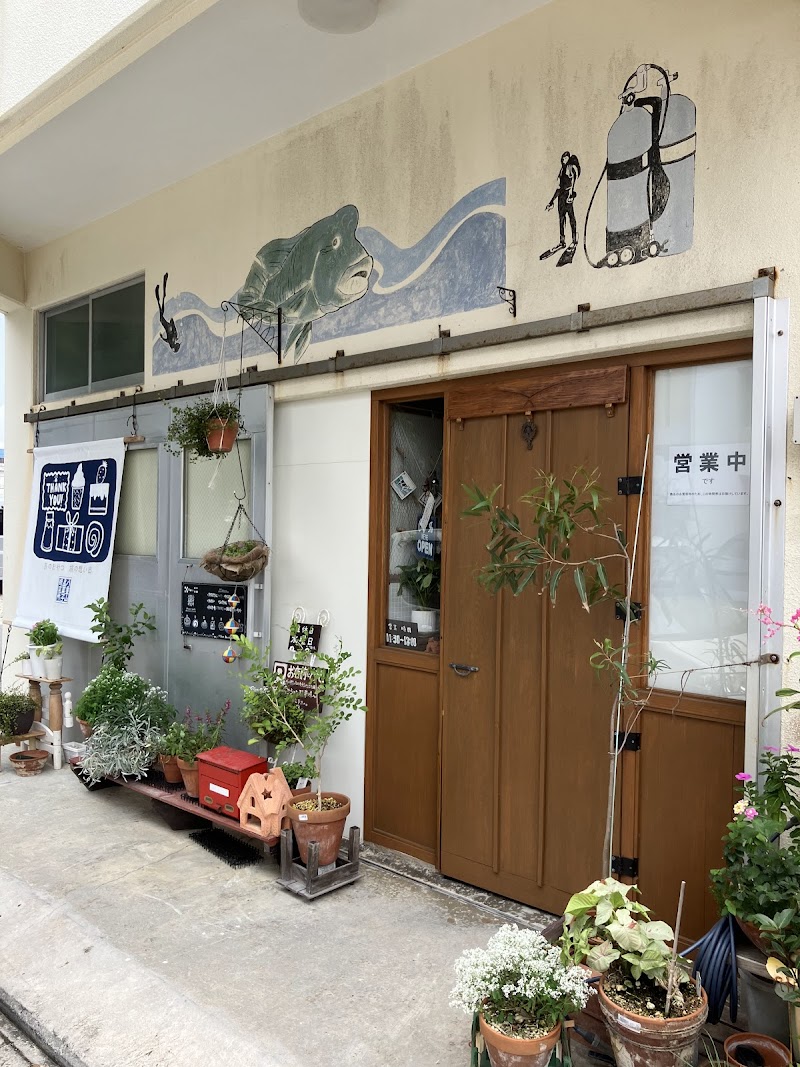 八重山島菓子研究所 石垣島のてしごとアイス