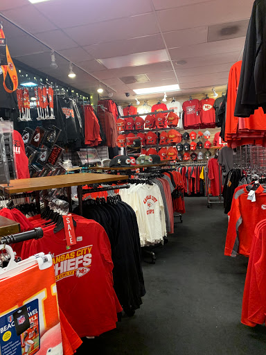 Sportswear Store «Kansas Sampler Topeka», reviews and photos, 5918 SW 21st St, Topeka, KS 66604, USA