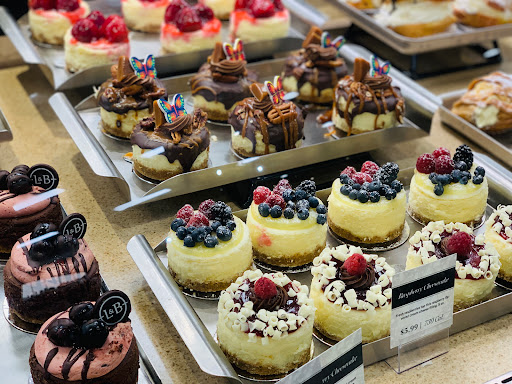 Grocery Store «Lunds & Byerlys Navarre», reviews and photos, 3333 Shoreline Dr, Navarre, MN 55392, USA