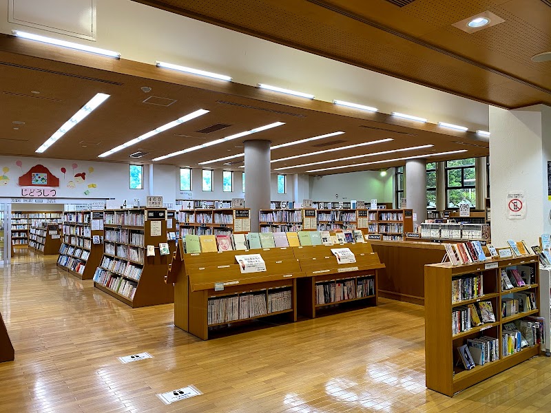 雲南市立木次図書館