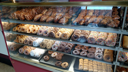 Donut Shop «Donut Land», reviews and photos, 19350 SW Boones Ferry Rd, Tualatin, OR 97062, USA