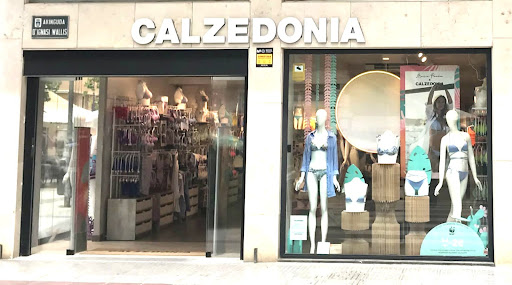 Tiendas para comprar bikinis niña Ibiza