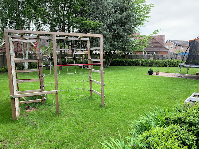 Green Square lawn care - Doncaster
