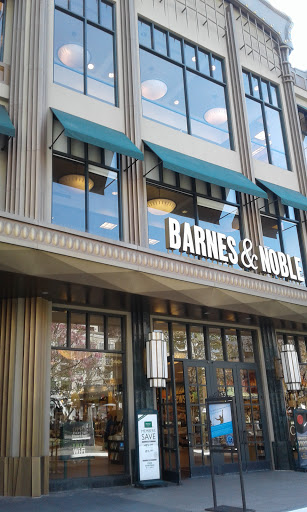 Book Store «Barnes & Noble», reviews and photos, 210 Americana Way, Glendale, CA 91210, USA
